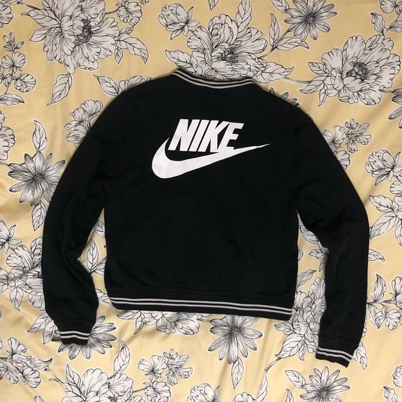 ❌SOLD❌ Classic Nike fleece lined Jacket - Picture 2 of 4